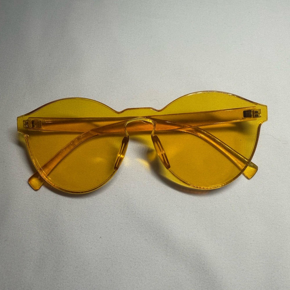Yellow Round glasses